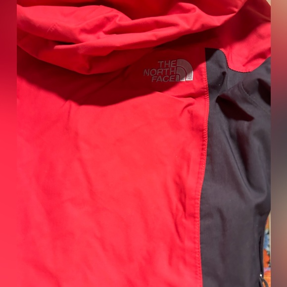 The North Face Red/Pink Heavyweight Woman’s Small Jacket - Picture 6 of 16